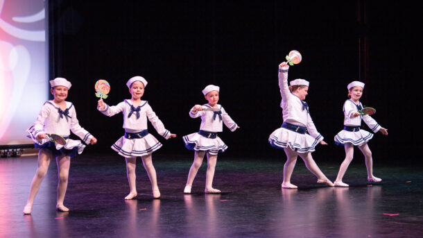 studio44 - IMG_3710.jpg